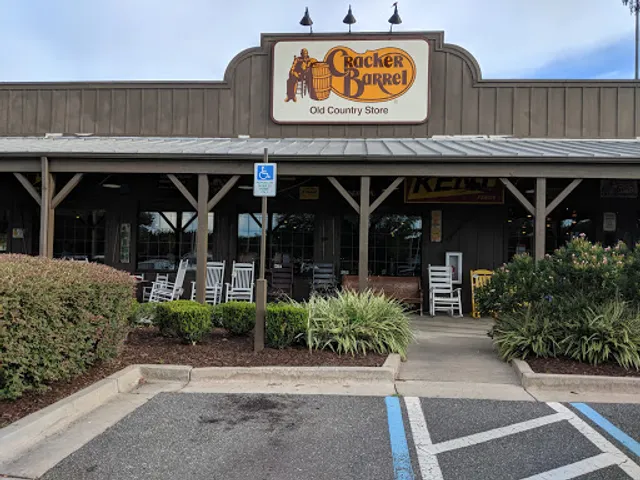 Cracker Barrel Old Country Store