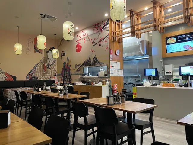 Sushi and dumpling Hub