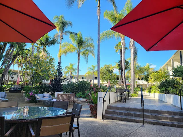 Crocodile Restaurant & Bar