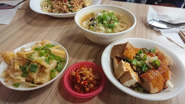 禾日香古早味魯肉飯