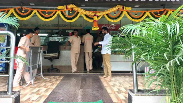 Shree Ganeshji Iyengars bakery and restaurant