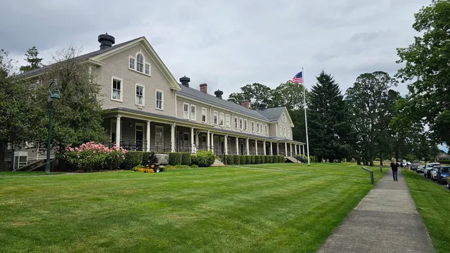 Fort Vancouver Artillery Barracks