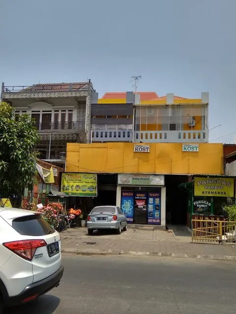 OYO 2070 Kamarku Bagus