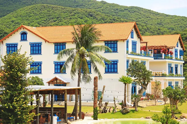 Ninh Van Backpacker Resort