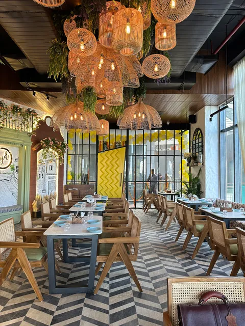 Big Yellow Door - Noida Extension