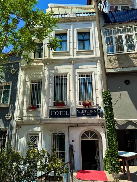 White İnn Taksim