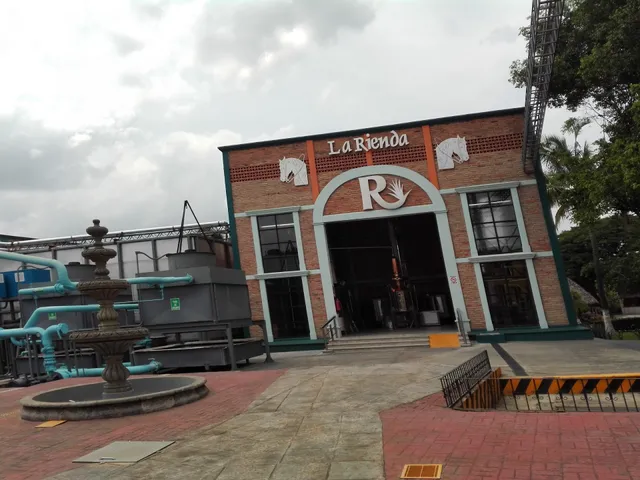 Destilería "La Rienda"