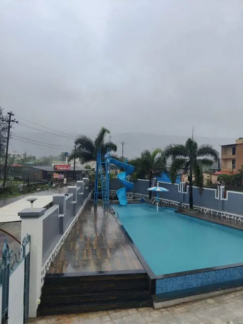 Royal Retreat Lovavla - 7BHK Luxury Villa