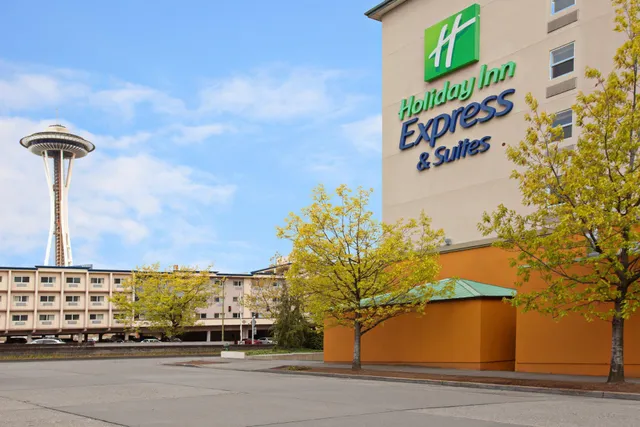 Holiday Inn Express & Suites Seattle-City Center
