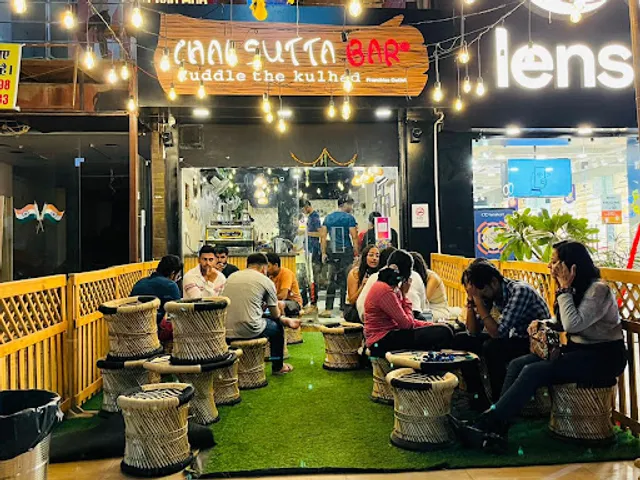 Chai Sutta Bar Sec-62 Noida