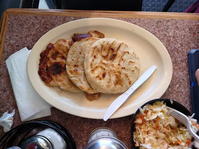 Costa Del Sol Pupuseria