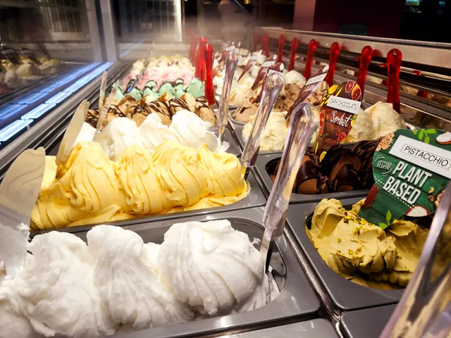 PETER'S GELATO AND SMOOTHIES