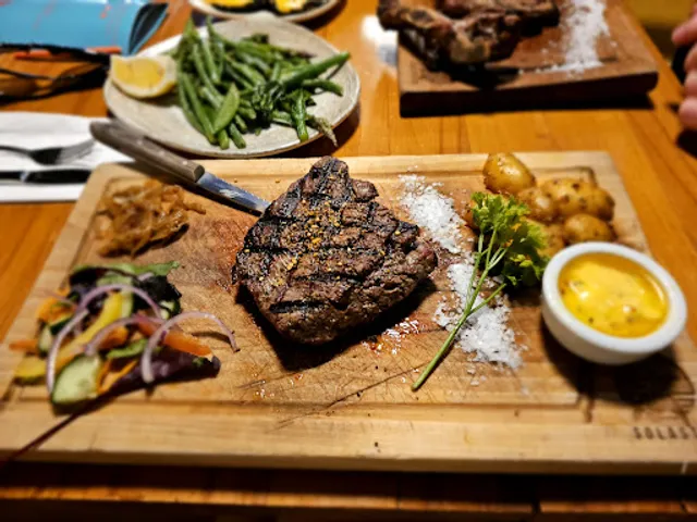 Solasta Steakhouse & Á La Carte