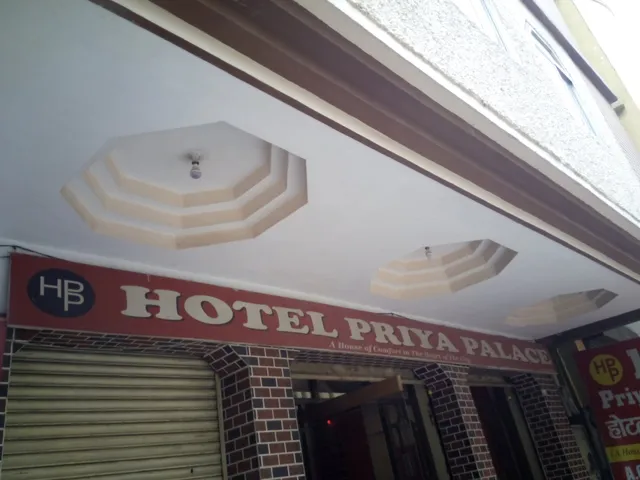 OYO Flagship 4710 Hotel Priya Palace