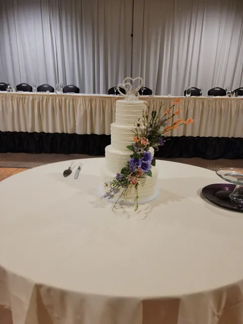 Miranda's Cakes and Confections LLC