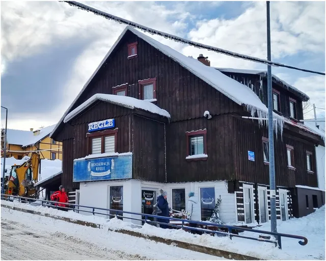 Regle. Hotel services