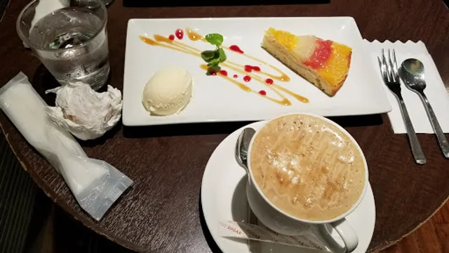 Cafe Rally Shinjuku store