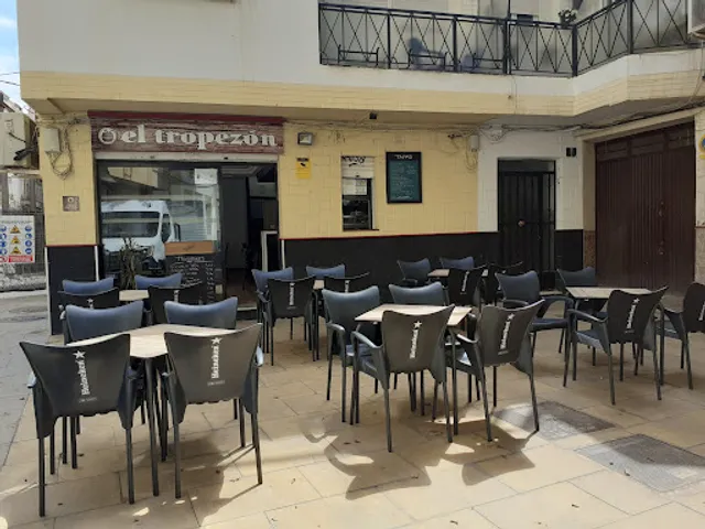El Tropezón Bar