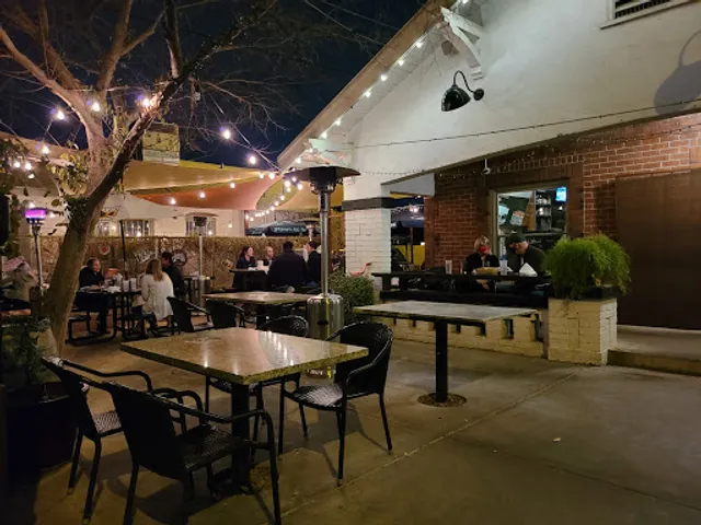 The Main Ingredient Ale House & Cafe