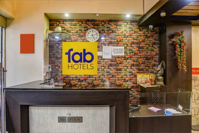 FabExpress Aditya Palace