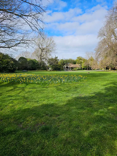 Woodham Park Kids Playground