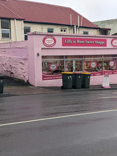 Lilly & Rose Sweet Shoppe