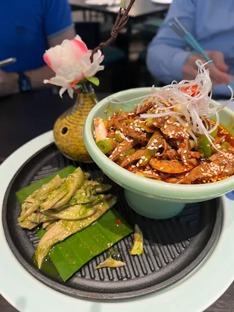 Kuan Zhai Alley 宽窄巷子 (Szechuan Cuisine Restaurant）