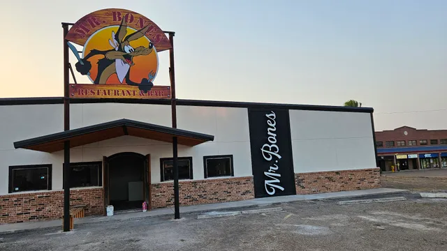 Mr. Bones Restaurant & Bar