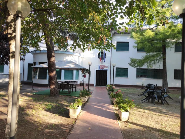 C.R.D.D. Centro Ricr.Dipend.Difesa 'Le Due Torri'