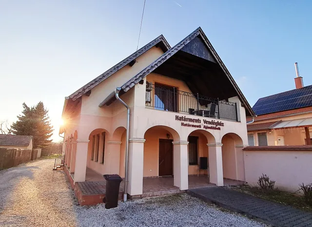 Határmenti Vendégház