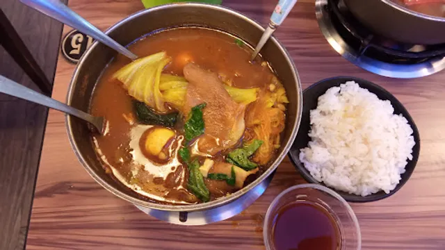 KUO ZANG MINI HOT POT (HALAL)