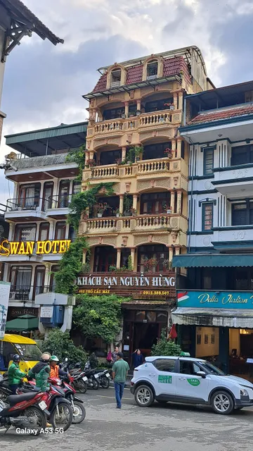 Khách Sạn Nguyễn Hùng