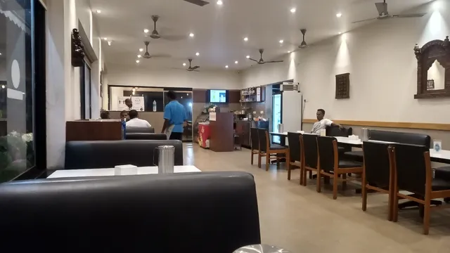 Kamat Restaurant