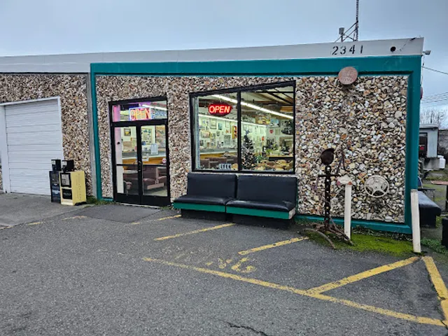 Priscilla's Cruise In Cafe