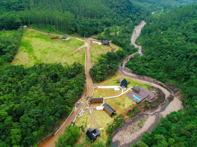 Costa Serena Eco Resort