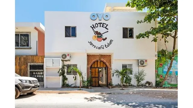 OYO Jarro Café Tulum