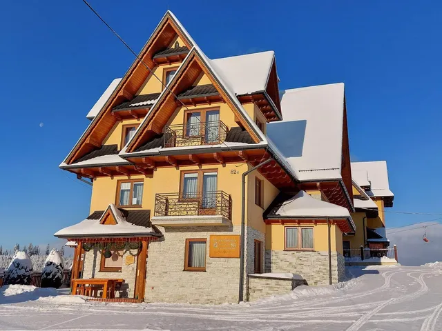 POKOJE GOŚCINNE Krystyna i Andrzej Łukaszczyk