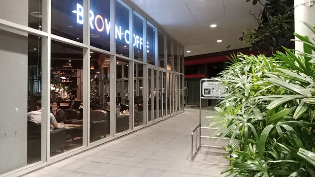 BROWN Coffee | AEON Mall Phnom Penh