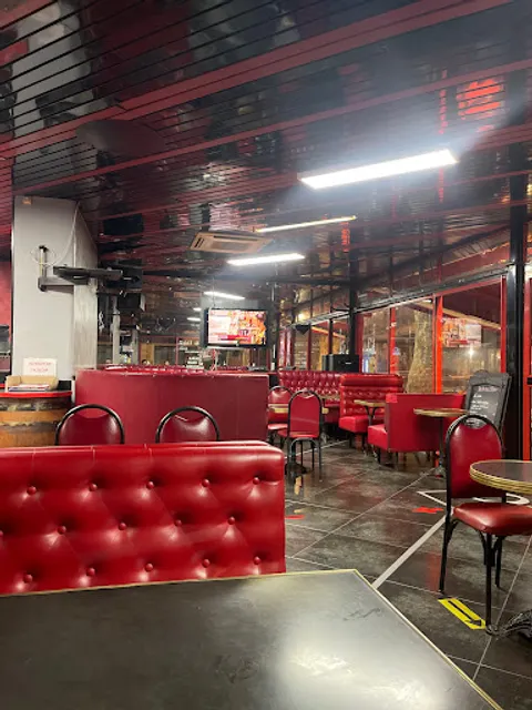 SAN GIO'V Brasserie Karaoke