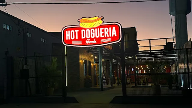 Hot Dogueria Foods