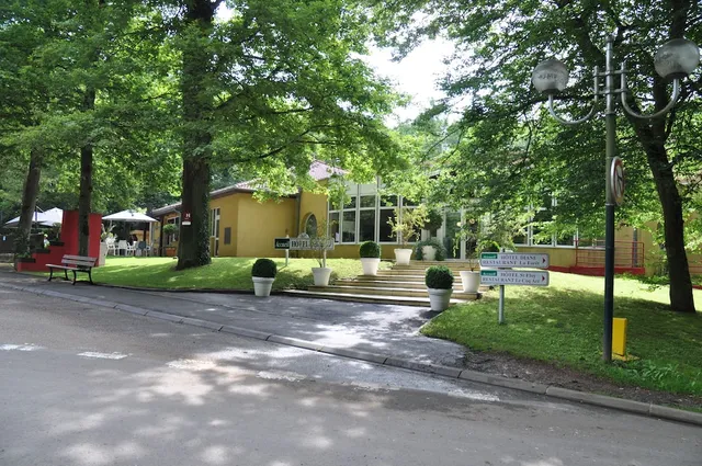 Enzo Hôtels Premier Prix - Logis Amnéville