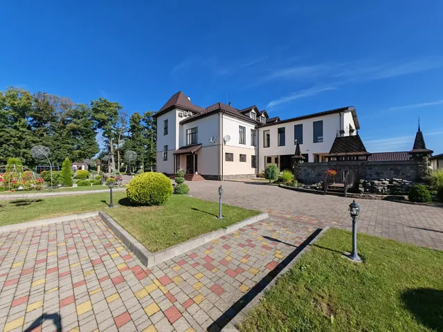 Hostynnyy Dvir Hotelʹ