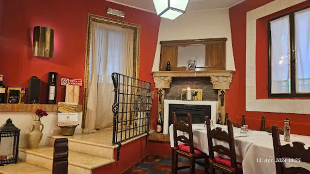 𝐑𝐢𝐬𝐭𝐨𝐫𝐚𝐧𝐭𝐞 - 𝐋𝐚 𝐓𝐚𝐯𝐞𝐫𝐧𝐚 𝐝𝐞𝐠𝐥𝐢 𝐀𝐫𝐭𝐢𝐬𝐭𝐢 𝐑𝐞𝐯𝐞𝐫𝐞 𝐌𝐍