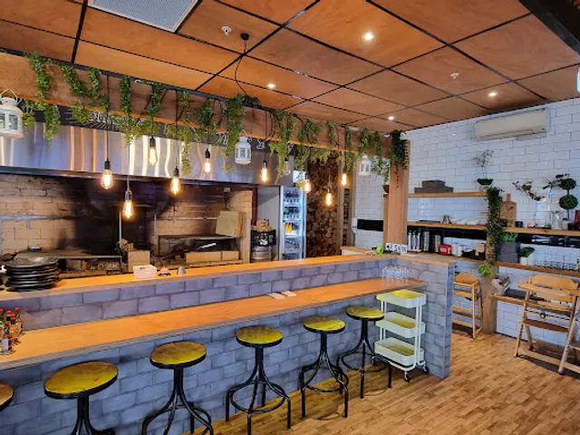 Johnny’s Steakhouse