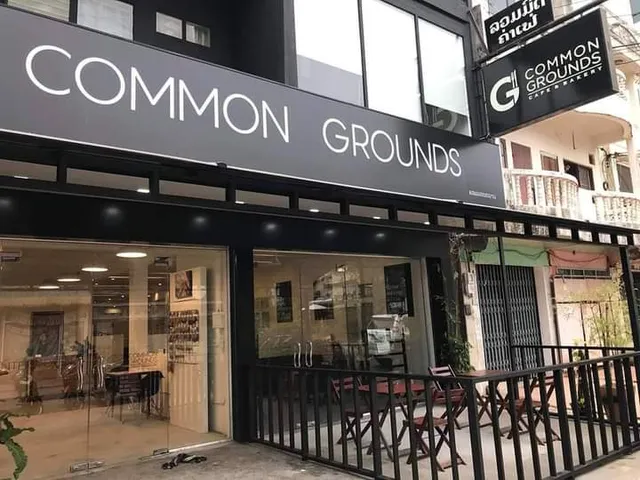 Common Grounds Cafe & Bakery