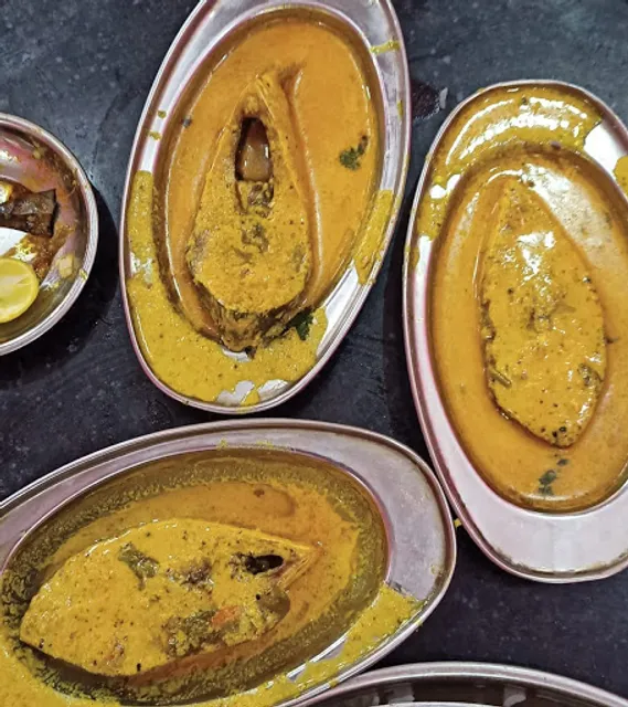 Kattayani Fast Food Centre & Banerjee Caterer