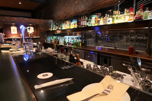 Lounge & Bar Old Saloon 1934