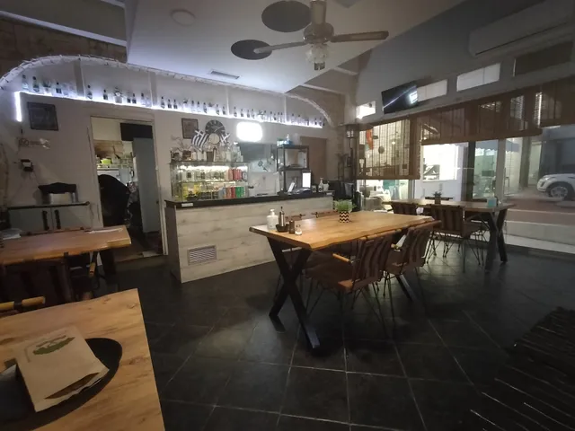 En Thalassi Meze Voulgari- Seafood Restaurant Εν Θαλάσση Μεζέ Δια χειρός Βούλγαρη