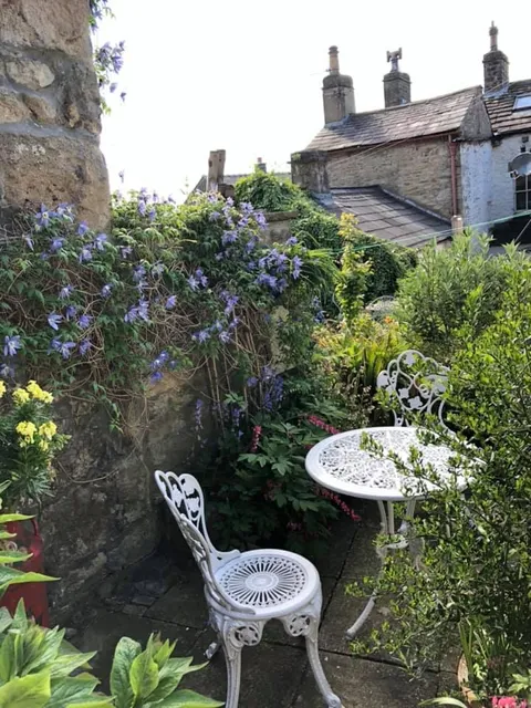 Robin Hill, Brewhouse Cottage and The Old Brewhouse