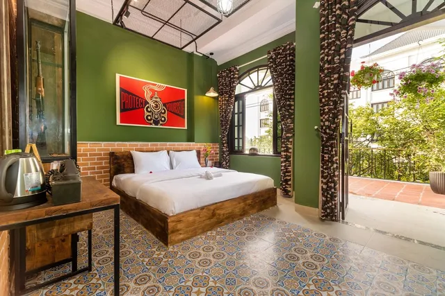 War and Peace homestay (by The Orient)